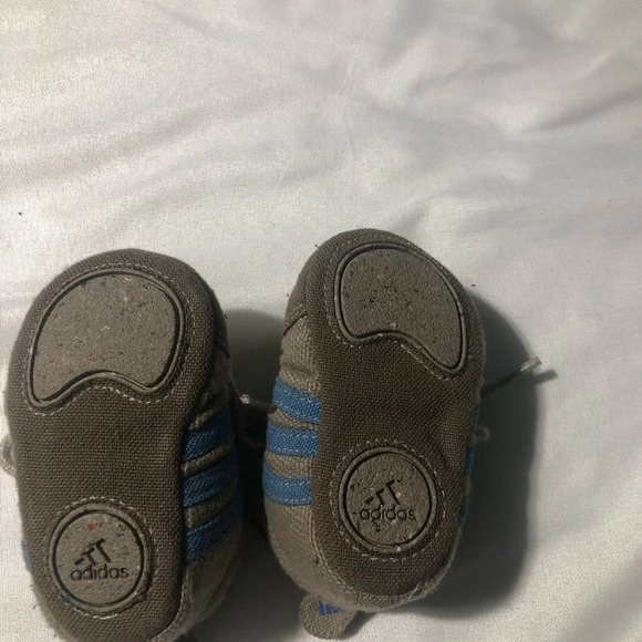 Adidas Lace Up Sneakers Non-Slip Soles Tan/Blue Size 0 - Picture 4 of 12